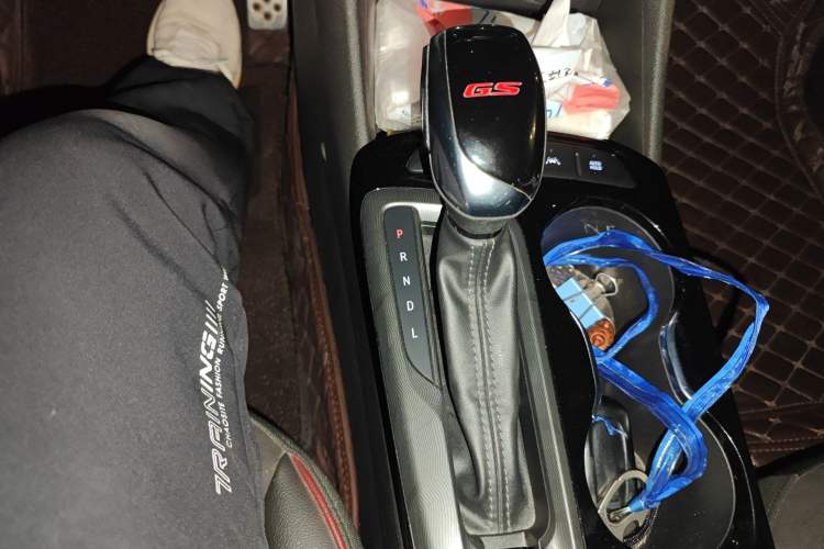 Used Buick Envista 2022 1.5T GS Trendy Ignition Edition Gear Lever
