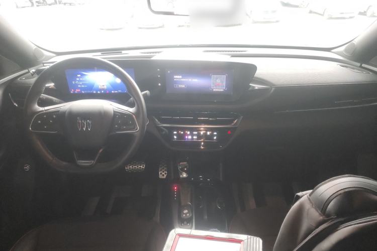 Used Buick Envista 2022 1.5T GS Fuel-Efficient Version Interior 2