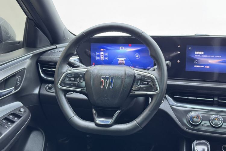 Used Buick Envista 2022 1.5T Smart Edition Interior 2