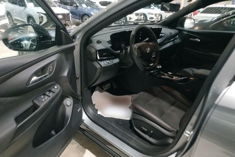 Used Buick Envista 2022 1.5T GS Fuel-Efficient Version Interior 3