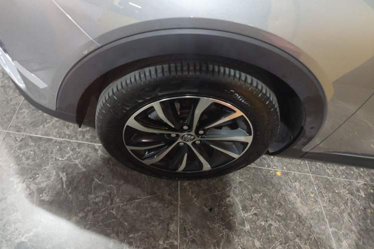 Used Buick Envista 2022 1.5T Smart Edition Left Front Wheel Hub