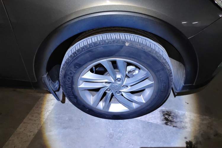 Used Buick Envista 2022 1.5T Enjoyment Edition Right Front Wheel Hub