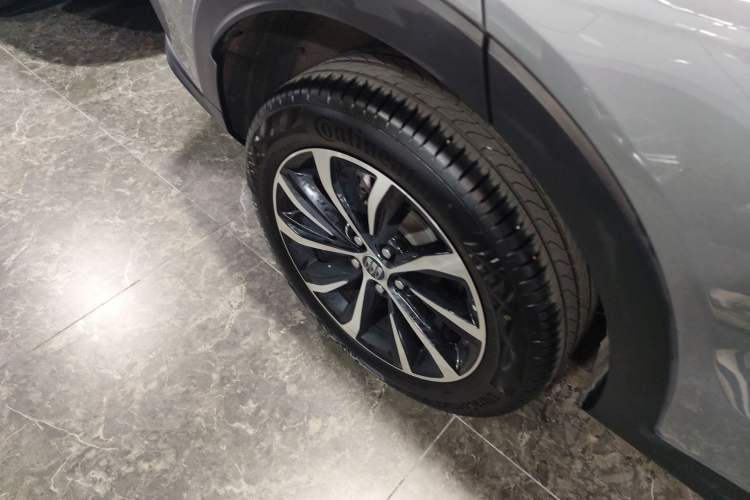 Used Buick Envista 2022 1.5T Smart Edition Right Rear Wheel Hub