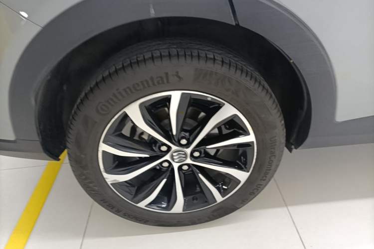 Used Buick Envista 2022 1.5T Smart Edition Right Rear Wheel Hub