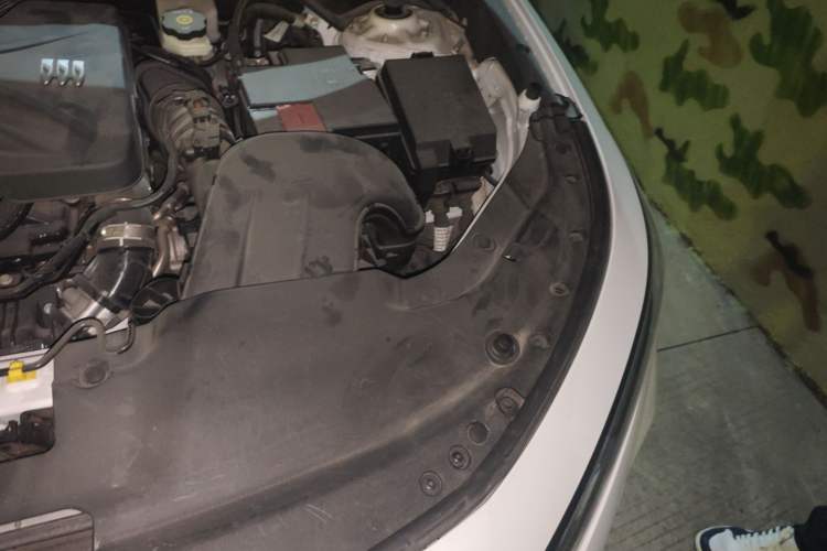Used Buick Envista 2022 1.5T Smart Edition Engine Bay Left