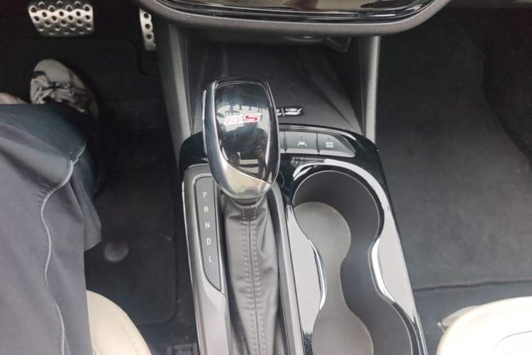 Used Buick Envista 2022 1.5T GS Fuel-Efficient Version Gear Lever