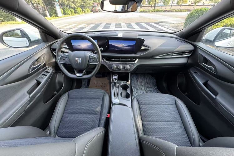 Used Buick Envista 2022 1.5T Smart Edition Interior 3