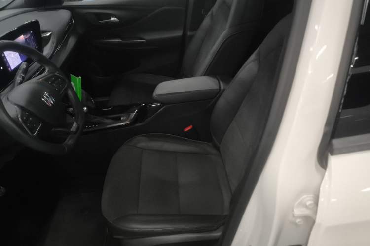 Used Buick Envista 2022 1.5T GS Trendy Ignition Edition Left Front Seat