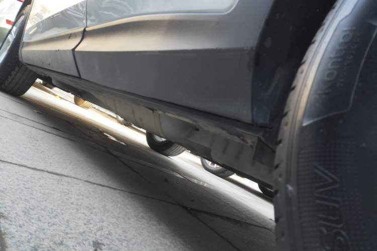 Used Buick Envista 2022 1.5T Enjoyment Edition Left Side Sill