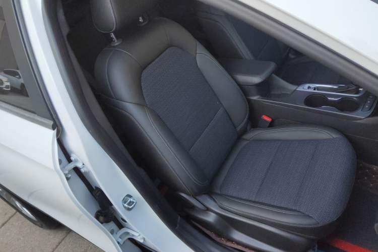 Used Buick Envista 2022 1.5T Enjoyment Edition Right Front Seat