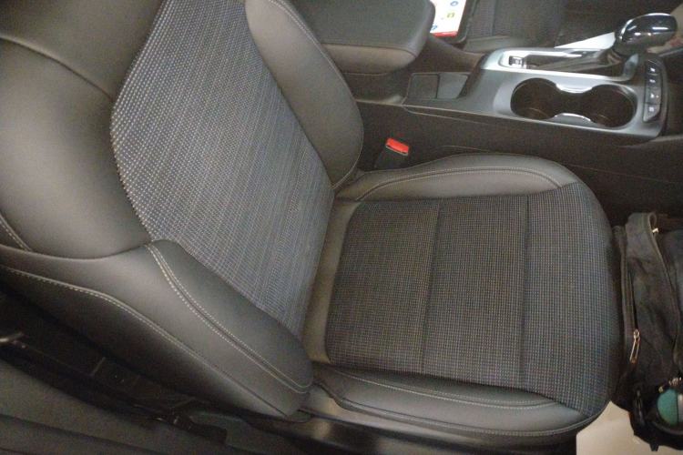 Used Buick Envista 2022 1.5T Enjoyment Edition Right Front Seat