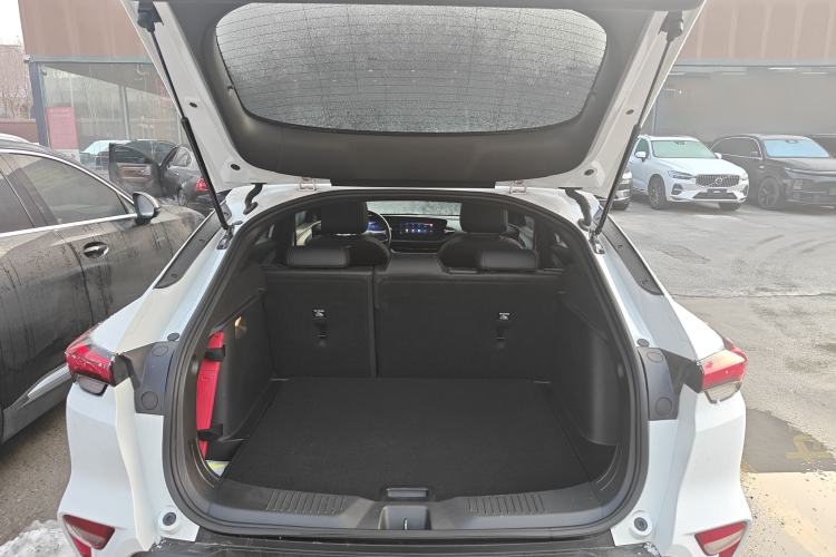 Used Buick Envista 2022 1.5T Smart Edition Trunk