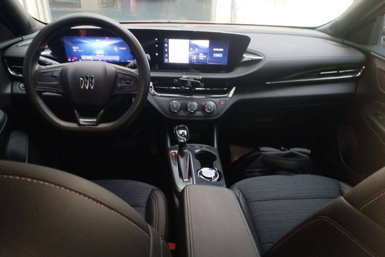 Used Buick Envista 2022 1.5T Enjoyment Edition Center Console