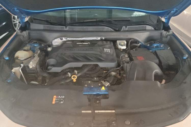 Used Buick Envista 2022 1.5T GS Fuel-Efficient Version Engine Bay