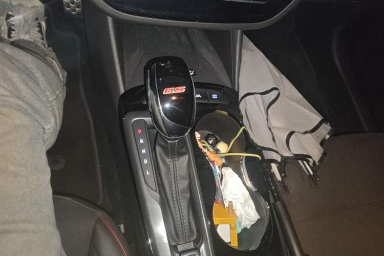 Used Buick Envista 2022 1.5T GS Fuel-Efficient Version Gear Lever
