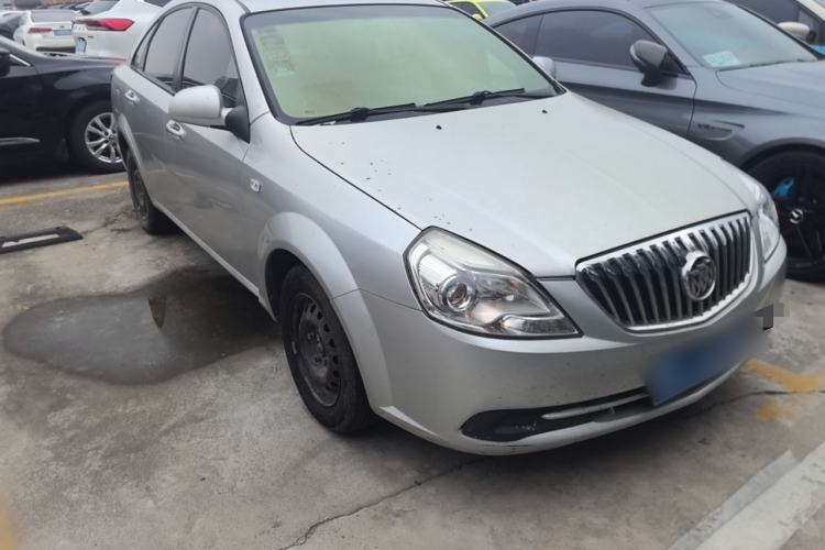 Used Buick Excelle 2015 1.5L Automatic Classic Model Exterior 2
