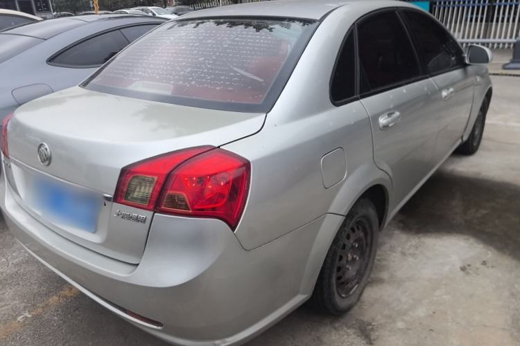 Used Buick Excelle 2015 1.5L Automatic Classic Model Exterior 3