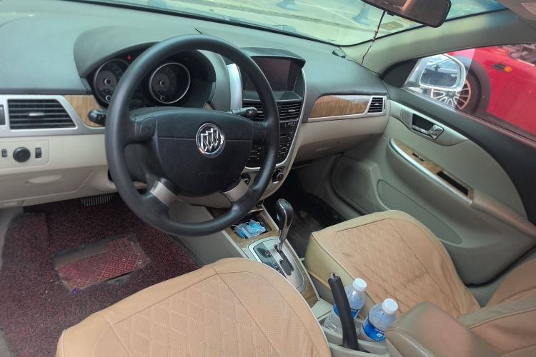 Used Buick Excelle 2015 1.5L Automatic Classic Model Interior 3