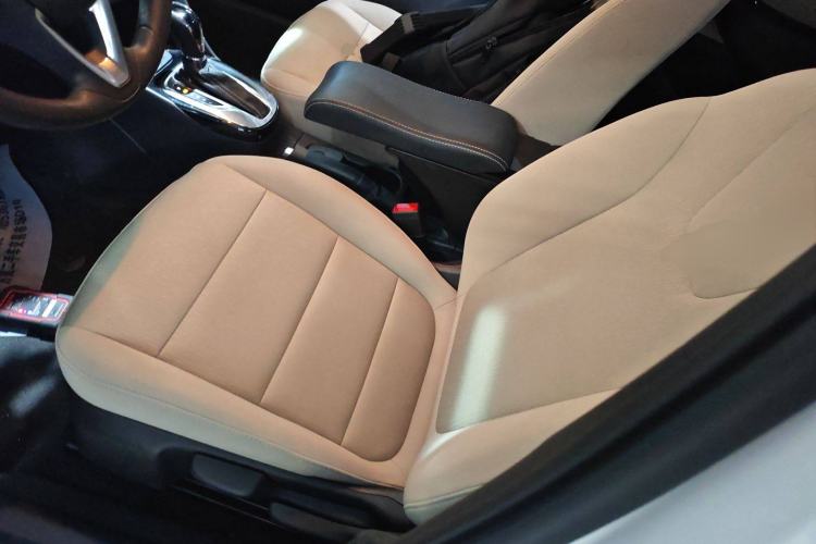 Used Buick Excelle 2020 15N CVT Elite Edition Left Front Seat