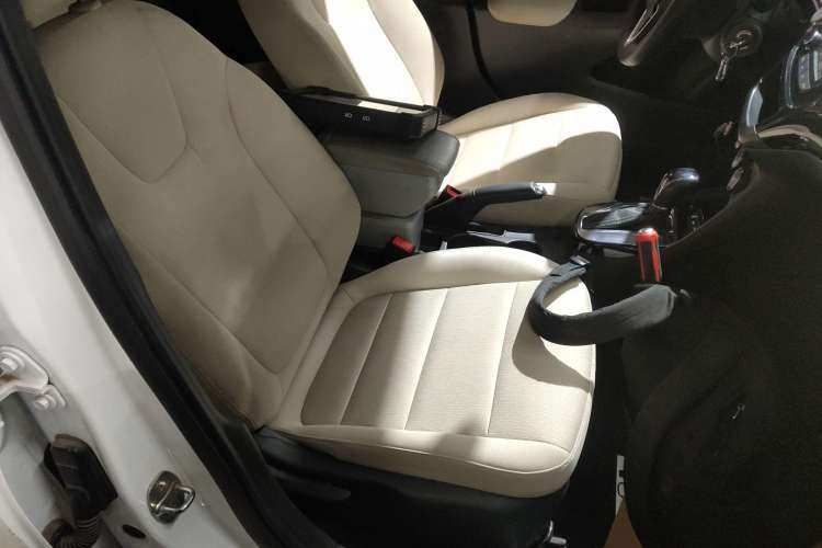Used Buick Excelle 2020 15N CVT Elite Edition Right Front Seat