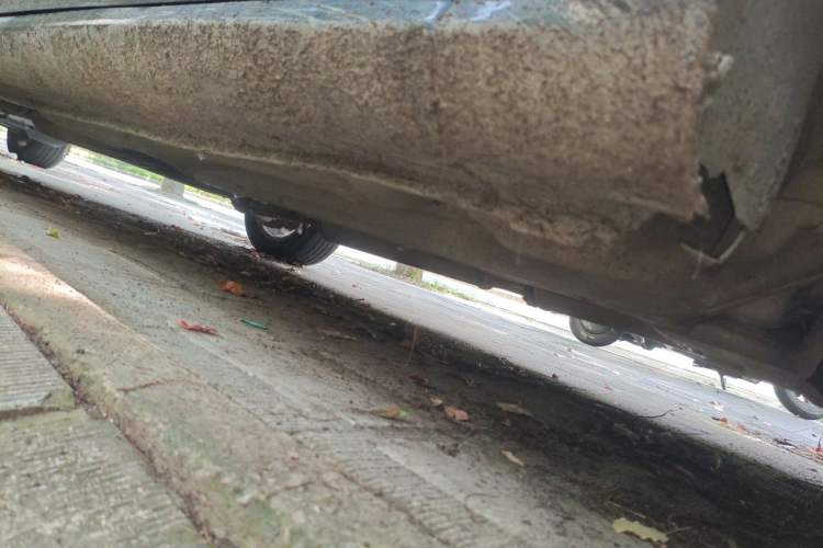 Used Buick Excelle 2005 1.6 Automatic Luxury Model Chassis Front Right