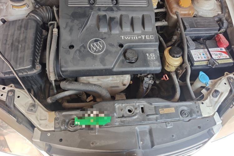 Used Buick Excelle 2005 1.6 Automatic Luxury Model Engine Bay