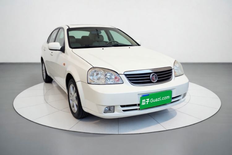 Used Buick Excelle 2005 1.6 Automatic Luxury Model Front Right 45 Deg