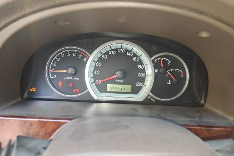 Used Buick Excelle 2005 1.6 Manual Luxury Model Instrument Cluster