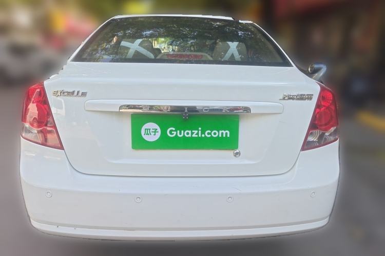 Used Buick Excelle 2005 1.6 Manual Luxury Model Rear