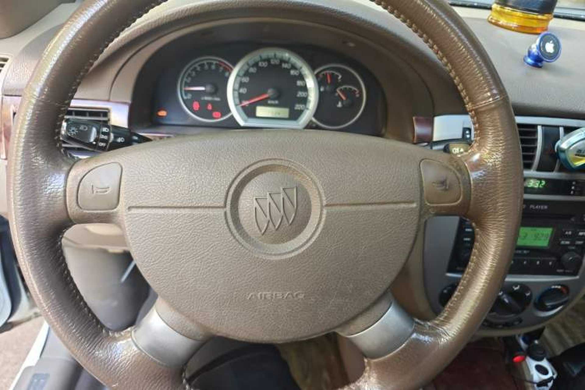 Used Buick Excelle 2005 1.6 Manual Luxury Model Steering Wheel
