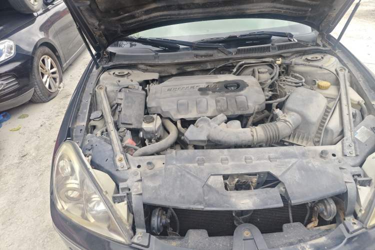 Used Buick Excelle 2006 1.6L Automatic Comfort Model Engine Bay Right