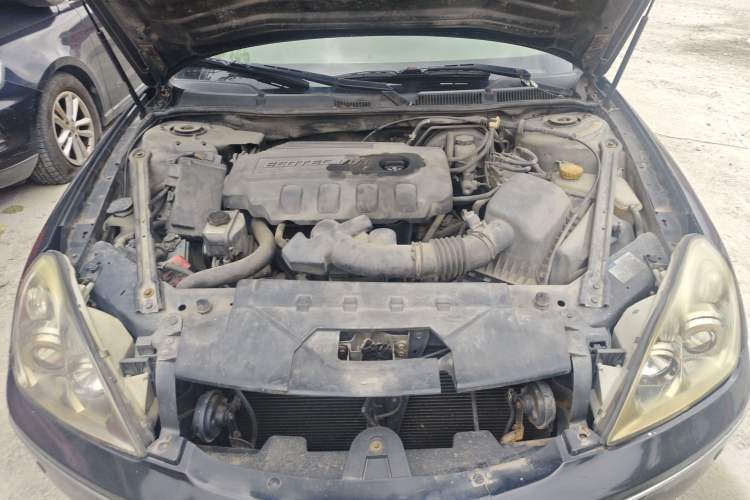 Used Buick Excelle 2006 1.6L Automatic Comfort Model Engine Bay