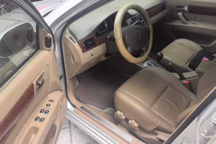 Used Buick Excelle 2007 Touring Edition 1.6L X-AT Driver Seat