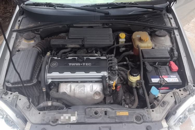 Used Buick Excelle 2007 Touring Edition 1.6L X-AT Engine Bay