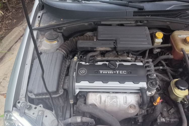 Used Buick Excelle 2007 Touring Edition 1.6L X-AT Engine Bay Right