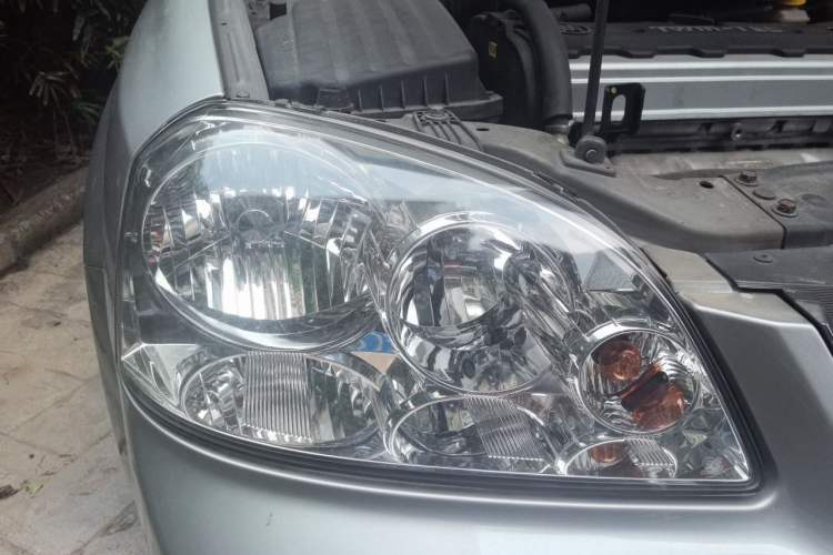 Used Buick Excelle 2007 Touring Edition 1.6L X-AT Right Front Headlight