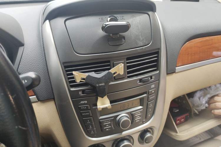 Used Buick Excelle 2008 1.6 LE-AT Audio And AC Panel