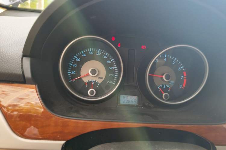 Used Buick Excelle 2008 1.6 LE-MT Instrument Cluster