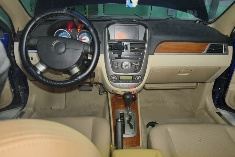 Used Buick Excelle 2008 1.8 LE-AT Navigation Center Console
