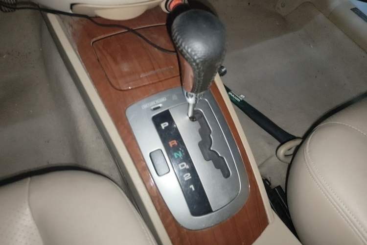 Used Buick Excelle 2008 1.8 LE-AT Navigation Gear Lever