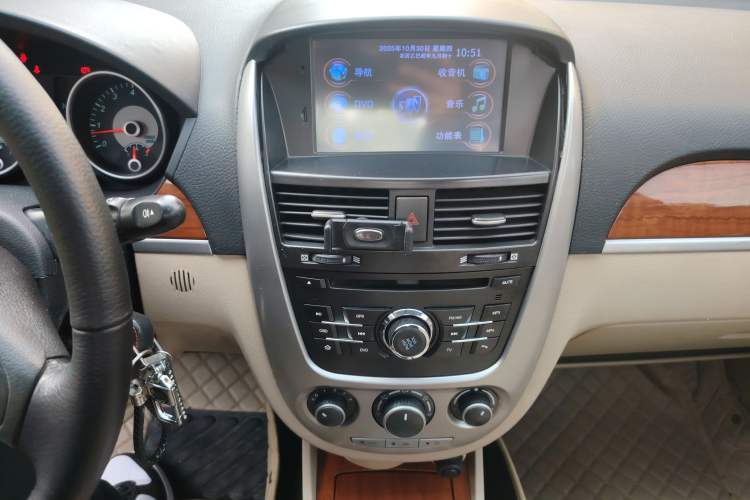 Used Buick Excelle 2008 1.6 LE-AT Audio And AC Panel