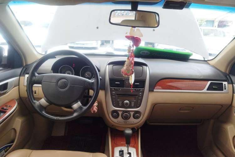 Used Buick Excelle 2008 1.6 LE-AT Center Console