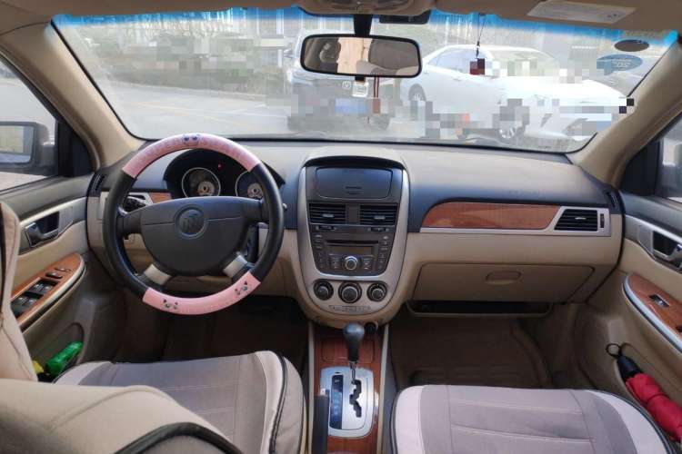 Used Buick Excelle 2008 1.6 LE-AT Center Console