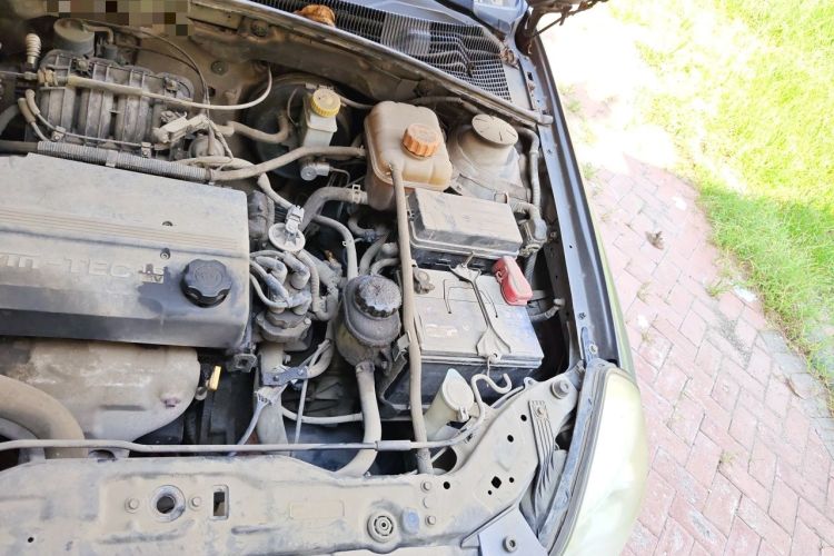 Used Buick Excelle 2008 1.6 LE-MT Engine Bay Left