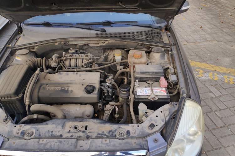 Used Buick Excelle 2008 1.6 LE-AT Engine Bay Left