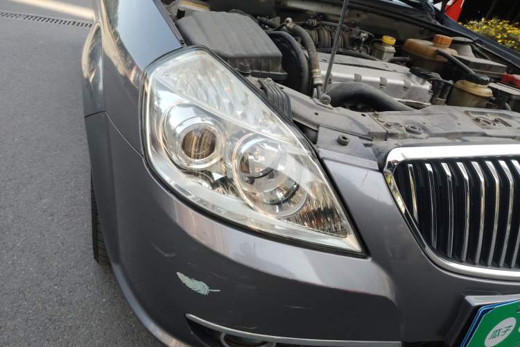Used Buick Excelle 2008 1.6 LE-AT Right Front Headlight