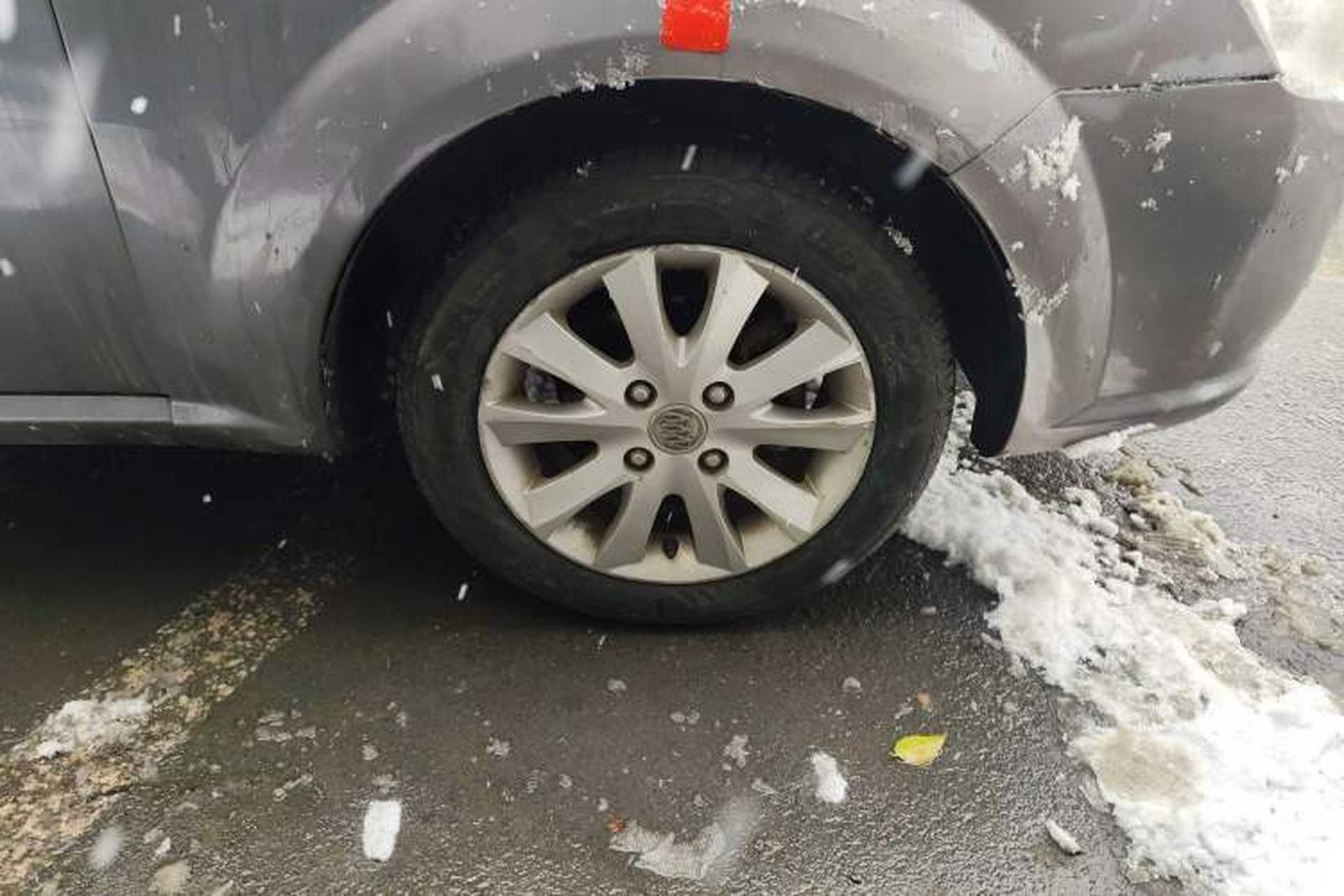 Used Buick Excelle 2008 1.6L X-MT Right Front Wheel Hub