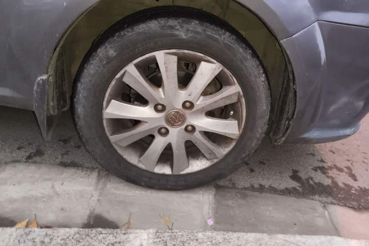 Used Buick Excelle 2008 1.6 LE-AT Navigation Right Front Wheel Hub