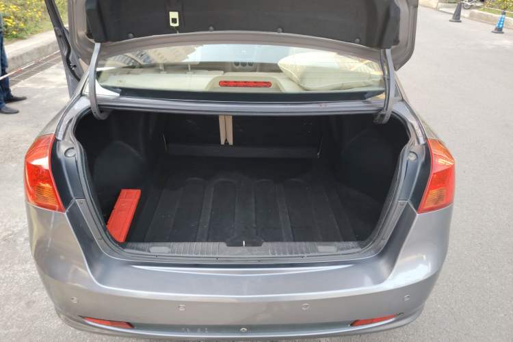 Used Buick Excelle 2008 1.6 LE-AT Trunk