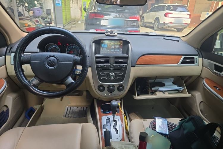 Used Buick Excelle 2008 1.6 LE-AT Center Console